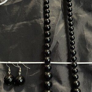 Black Onyx Look Ceramic Earrings & 16-20" adjustable Necklace - PreOwned
